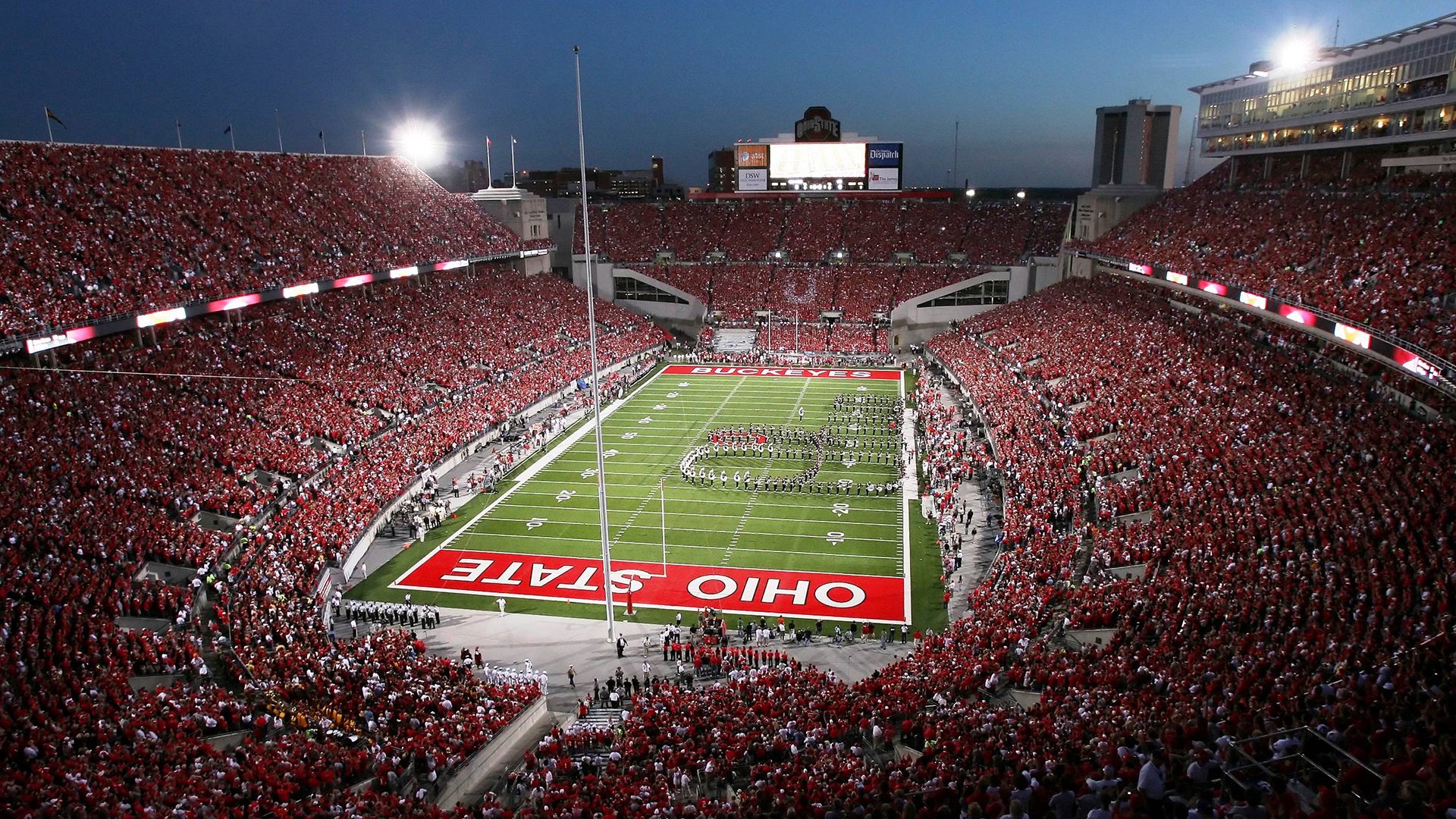 Rookie重返赛场，败北首场状态出色，德国队观众沸腾！赛场气氛高涨